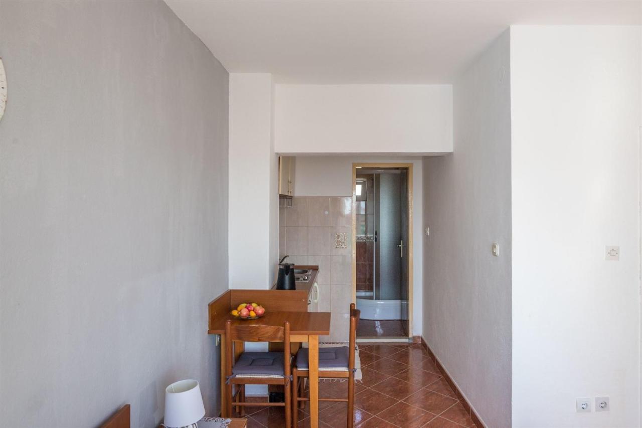 Apartments Tolj Игране Екстериор снимка