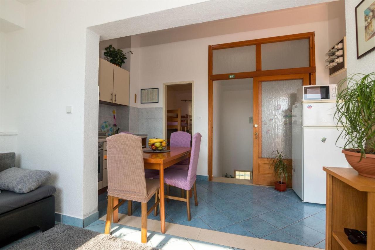 Apartments Tolj Игране Екстериор снимка