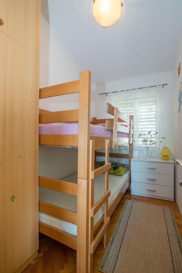 Apartments Tolj Игране Екстериор снимка