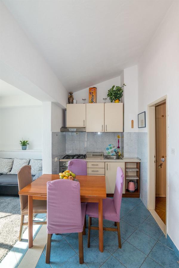 Apartments Tolj Игране Екстериор снимка